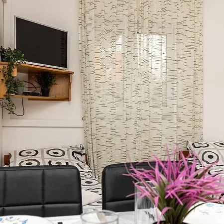 Edi 581 Guest house Jadrtovac